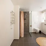 Appartamento Regent 16- Bright In Center