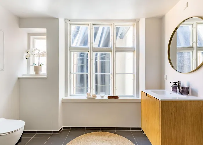 公寓 Regent 16- Bright In Center *