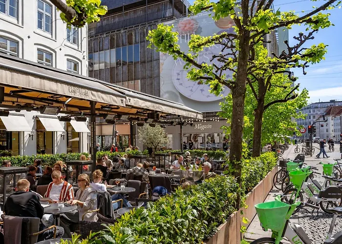 公寓 Regent 16- Bright In Center