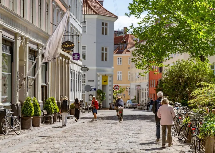 Regent 16- Bright In Center 公寓