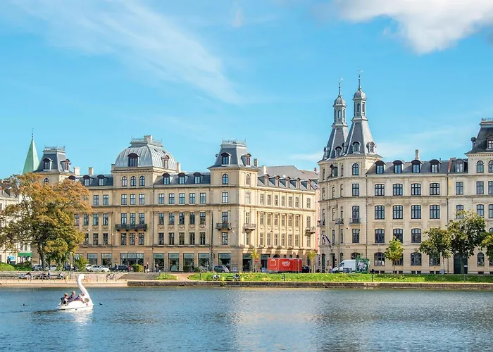 Regent 16- Bright In Center